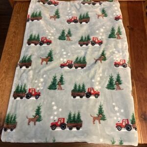 OVERSIZED CHRISTMAS HOLIDAY THROW‎ BLANKET DOGS, TRUCKS, TREES 48x70